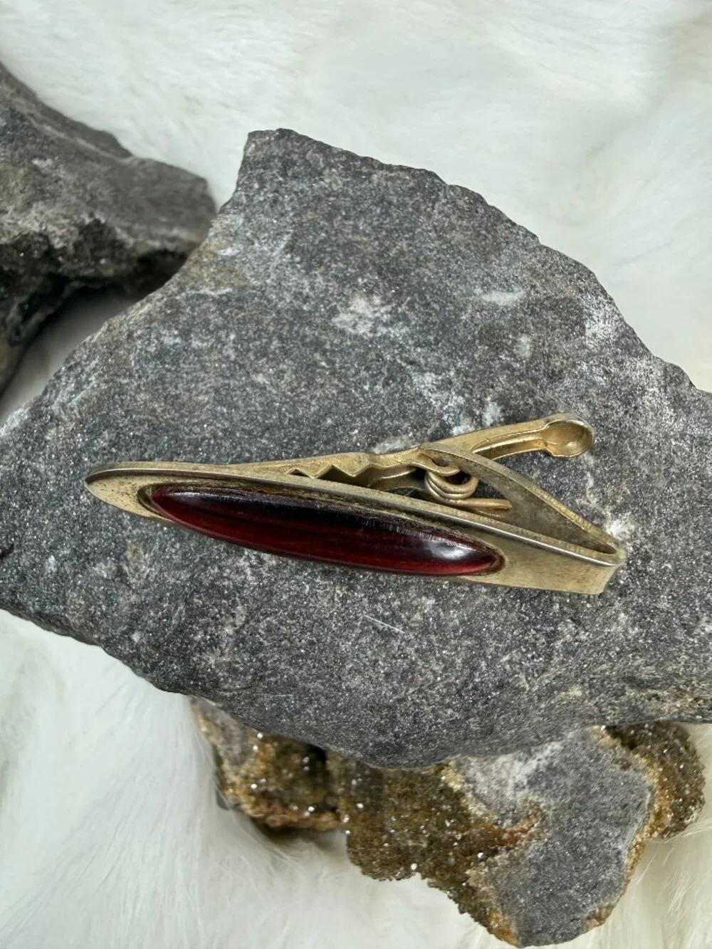 Vintage Gold Tone & Red Alligator Tie Clip
